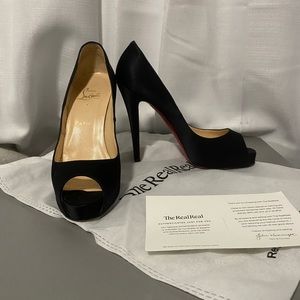 Black peep toe Christian Louboutin size 39